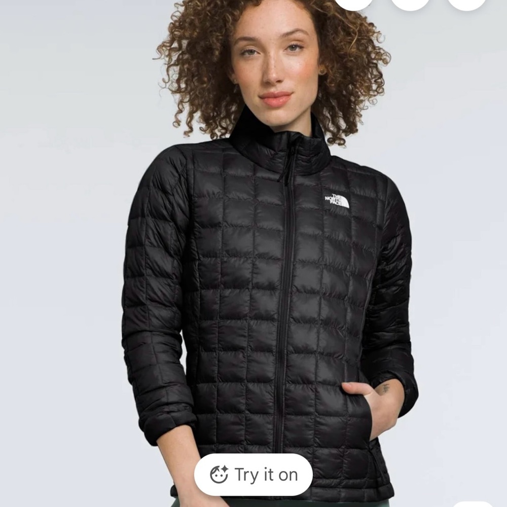 The North Face Women's Black Quilted Puffer Jacket
